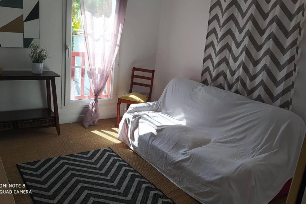 Appartement Tout Confort Au Calme Avec Jacuzzi Mouguerre エクステリア 写真